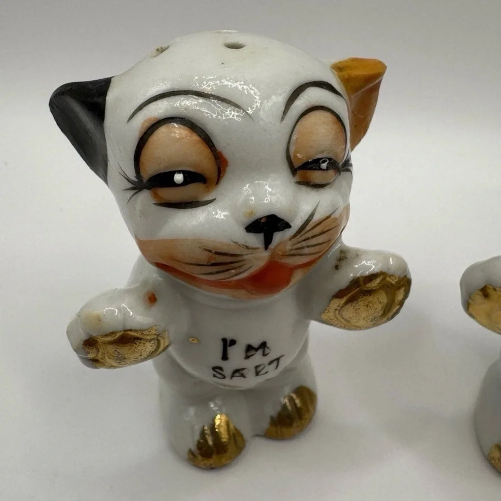 Vintage Cat Salt and Pepper Shakers I'm Salt I'm Pepper Gold Paws Japan Kitsch